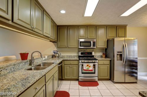 2521 Country Club Dr, Lynn Haven, FL 32444-5101