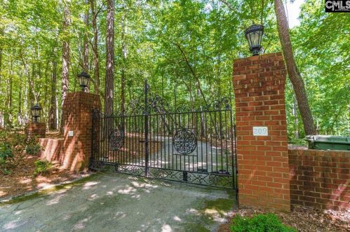 209 Bass Rd, Blythewood, SC 29016-8947