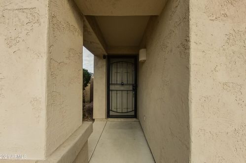 11558 Schleifer Dr, Youngtown, AZ 85363-1675