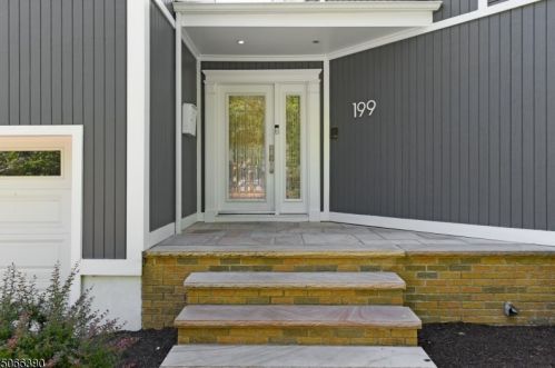 199 Great Hills Dr, South Orange, NJ 07079-1116