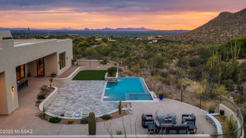 13631 Sahuaro Sunset Rd, Tucson, AZ 85749-9297