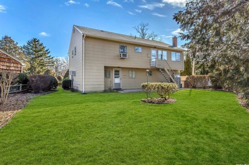 2763 Genevieve Ct, North Bellmore NY  11710-2003 exterior