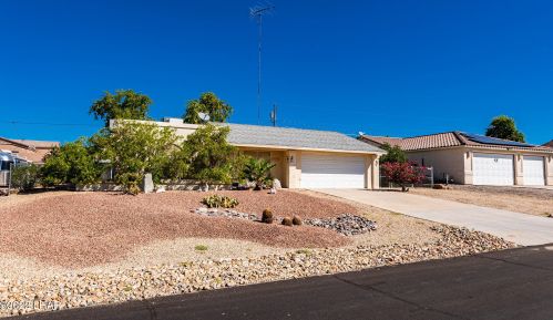 3951 Brookside Dr, Lake Havasu City, AZ 86406-8051