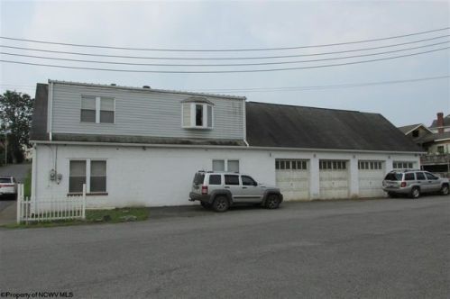518 Maryland Ave, White Hall, WV 26554-4129