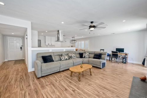 314 Moss St, Chula Vista CA  91911-2406 exterior