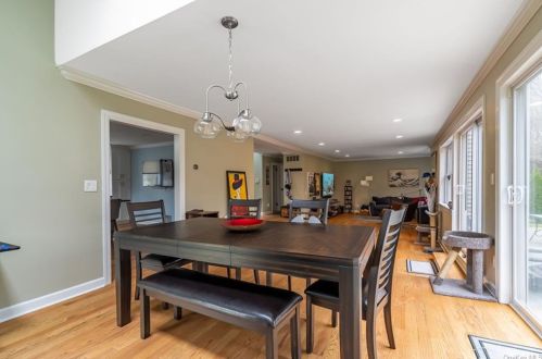 12 Brookwood Rd, New Rochelle NY  10804-1841 exterior