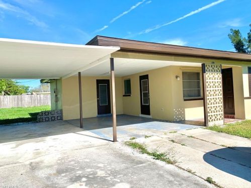 907 Jersey Rd, Lehigh Acres, FL 33936-6423