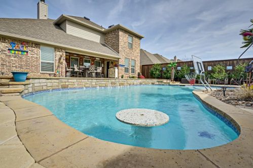 5466 Red Rose Trl, Midlothian TX 76065-8881 exterior