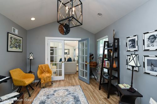 205 Skyline Dr, Lakewood NJ  08701-5740 exterior