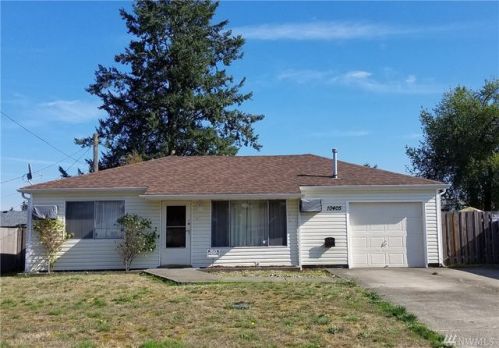 10405 Cronins Dr, Lakewood, WA 98499-3746