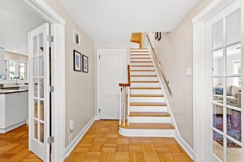 585 Audubon Ave, Pittsburgh, PA 15228-2601