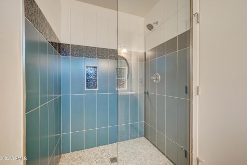 7814 11th Ave, Phoenix AZ  85021-7113 exterior