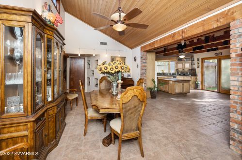 305 Mtn Shadows Dr, Sedona AZ 86336-3929 exterior