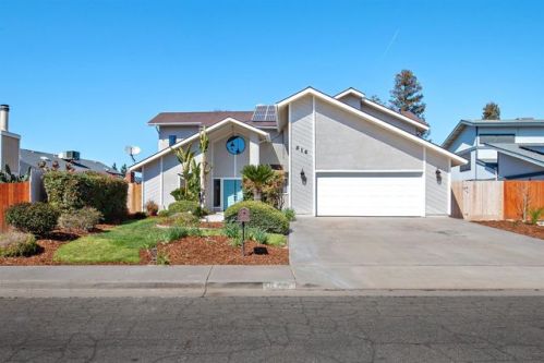 816 B St, Exeter, CA 93221-1256