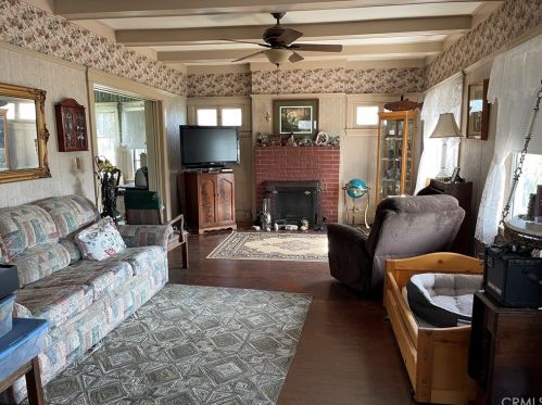 8821 Orangewood Ave, Garden Grove, CA 92841-1546