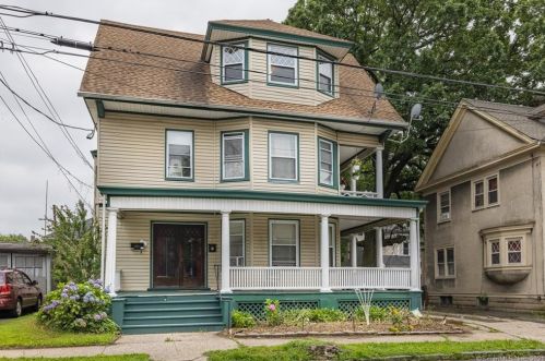 159 Hazelwood Ave, Bridgeport, CT 06605-1422