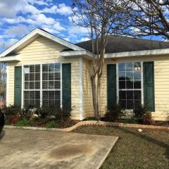 8466 Brandy Oak Ct, Mobile AL  36695-7314 exterior