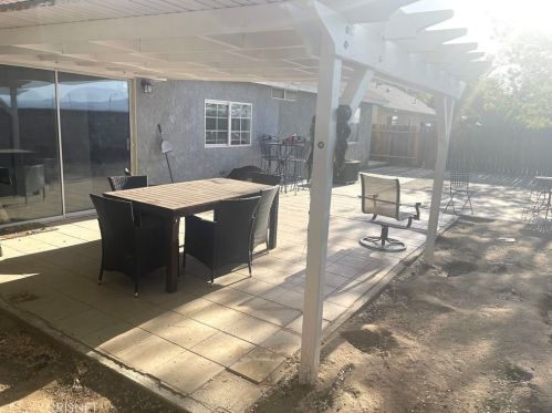 815 Trixis Ave, Lancaster CA  93534-1557 exterior