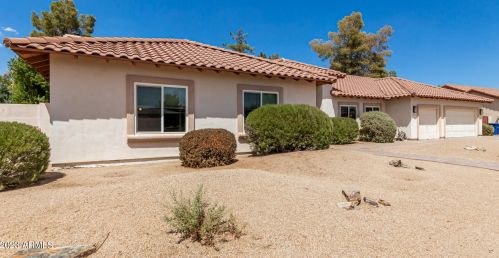1310 Ivanhoe St, Chandler, AZ 85225-5319