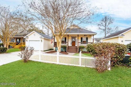 78 White Pond Blvd, Beaufort, SC 29902-3341