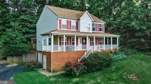 10100 Chatham Ct, Fredericksburg VA  22408-9566 exterior