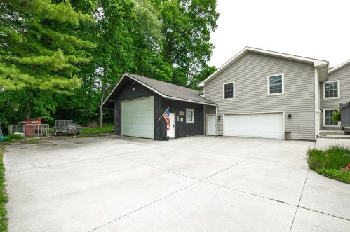21 Buckeye Blvd, Pataskala OH  43062-8465 exterior