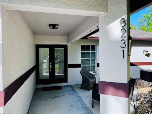 3231 12th Ave, Naples, FL 34120-3592