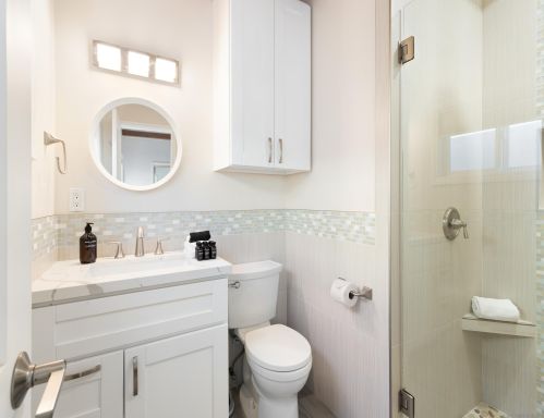 824 Anacapa Ct, San Diego CA  92109-8203 exterior