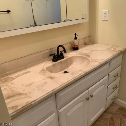 26 Pne St, Bloomfield NJ  07003-4931 exterior