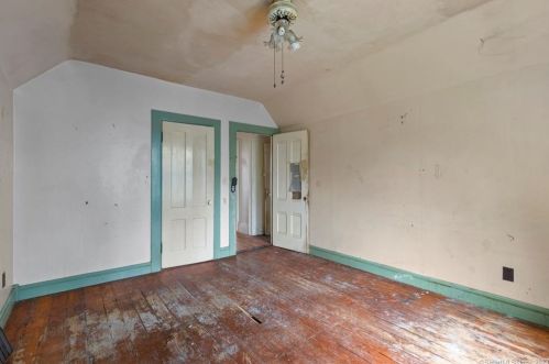 77 Vauxhall St, United States Coast Guard Ac CT  06320-5333 exterior