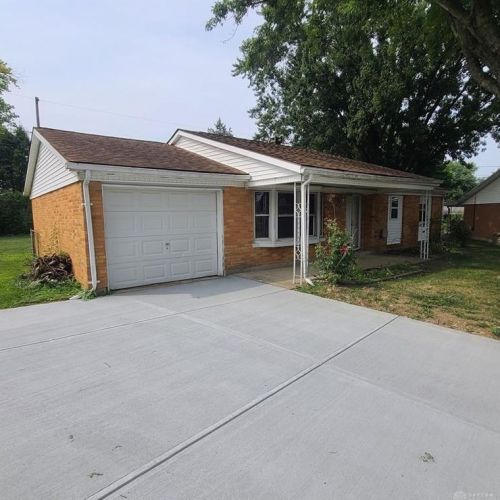 403 Swank Ct, Englewood, OH 45322-3102