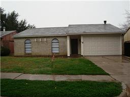 528 Hawthorne Dr, Allen TX  75002-4023 exterior