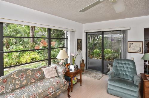 308 South Dr, Nokomis FL  34275-1343 exterior