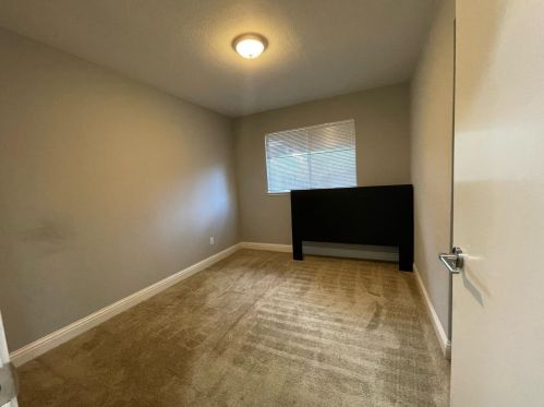2058 Plymouth Dr, West Pittsburg CA  94565-4044 exterior