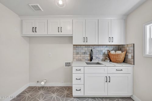 6407 Lewis Ave, Scottsdale AZ 85257-2401 exterior