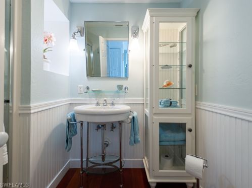 1015 Sand Castle Rd, Sanibel FL  33957-3614 exterior