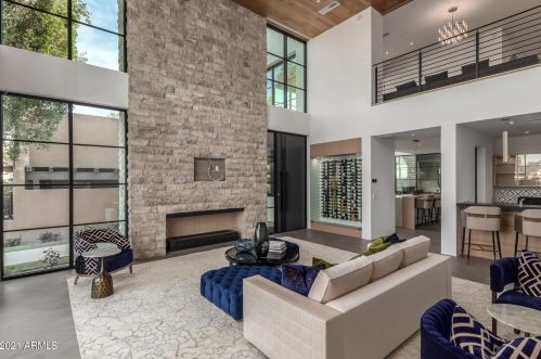 6933 1st St, Scottsdale AZ  85251-5301 exterior