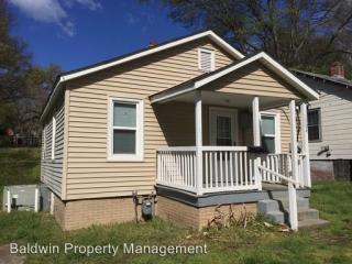 1704 Lincoln Ave, Winston Salem NC  27105-5704 exterior