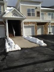 619 Prestwick Dr, Easton PA  18042-6978 exterior
