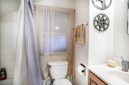 4723 7 Ave, Kenosha WI 53140-4150 exterior