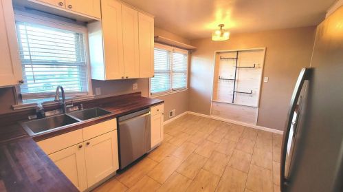 374 Roosevelt St, Fond Du Lac WI  54935-2515 exterior