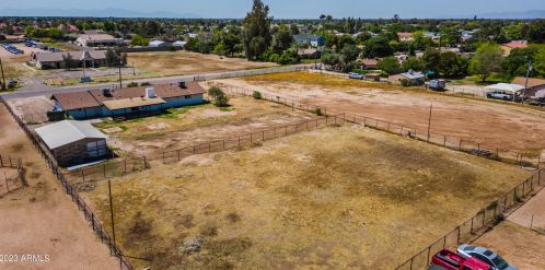 3626 Wescott Dr, Glendale AZ  85308-2332 exterior