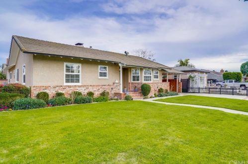 4234 Rutgers Ave, Long Beach, CA 90808-1628
