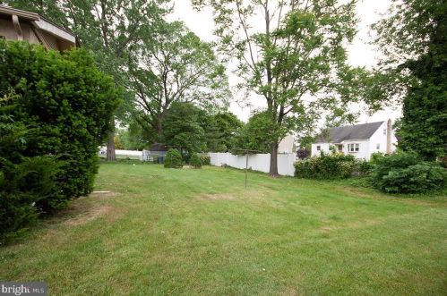 424 2nd Ave, Gloucester NJ  08031-1411 exterior