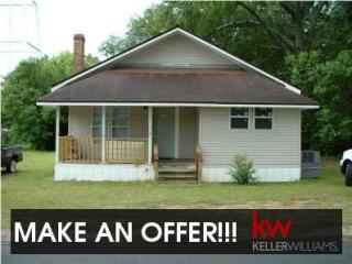 124 Water St, Chattahoochee, FL 32324-1545