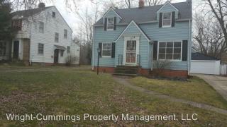 20704 Gladstone Rd, Cleveland OH  44122-6356 exterior