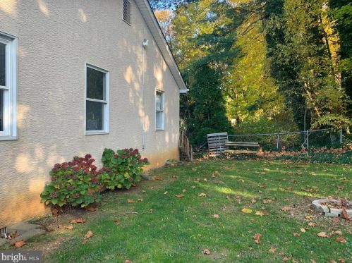 653 Gulph Rd, Norristown PA  19406-3704 exterior