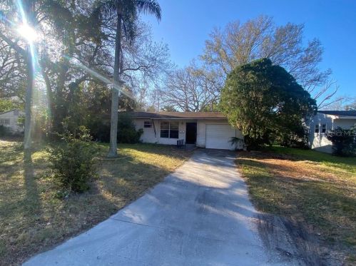 4718 20th Ave, Saint Petersburg, FL 33711-2910