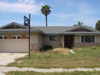 1609 Lydia Dr, Tulare, CA 93274-6724