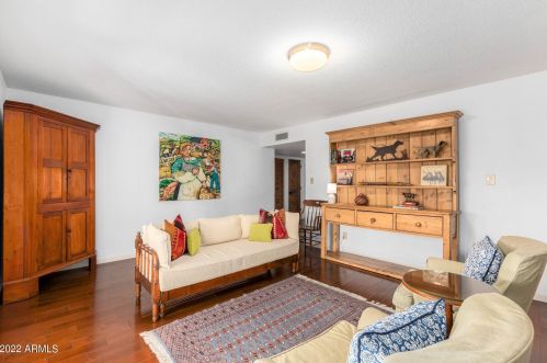 7657 Meadowbrook Ave, Scottsdale AZ 85251-1835 exterior